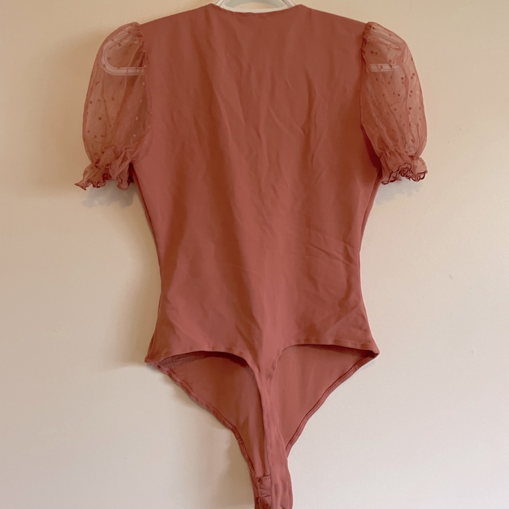 Feminine Cap Flutter Sleeve Mauve Bodysuit - Picture 2 of 8